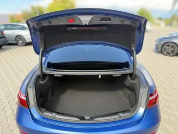 MERCEDES-BENZ E 53 AMG 4M  Pano Standh. Distr. Mem WSC HuD