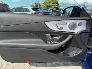 MERCEDES-BENZ E 53 AMG 4M  Pano Standh. Distr. Mem WSC HuD