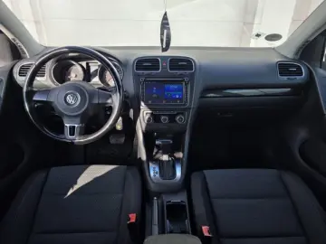 VW GOLF   An 2010 conform VIN   Motor 1 4 BENZINA