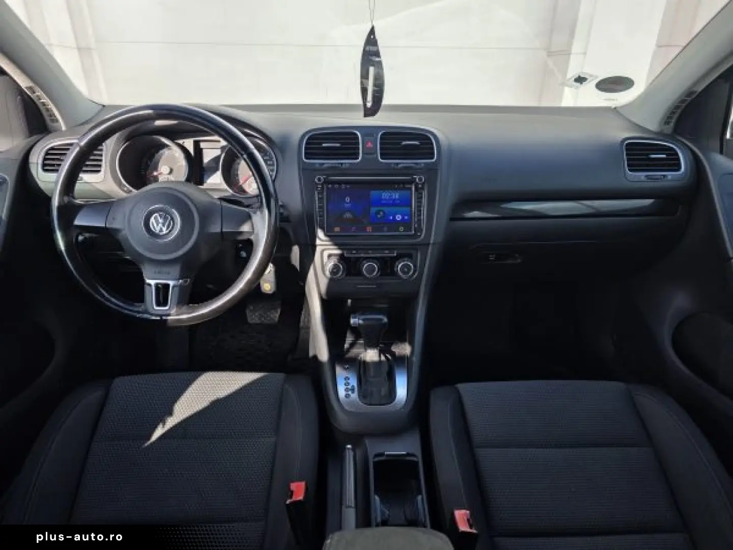 VW GOLF   An 2010 conform VIN   Motor 1 4 BENZINA