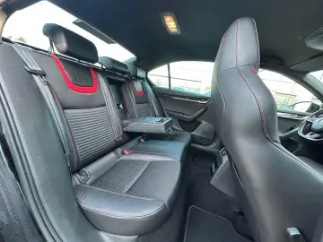 Skoda Octavia 2.0 TDI DSG RS 2014