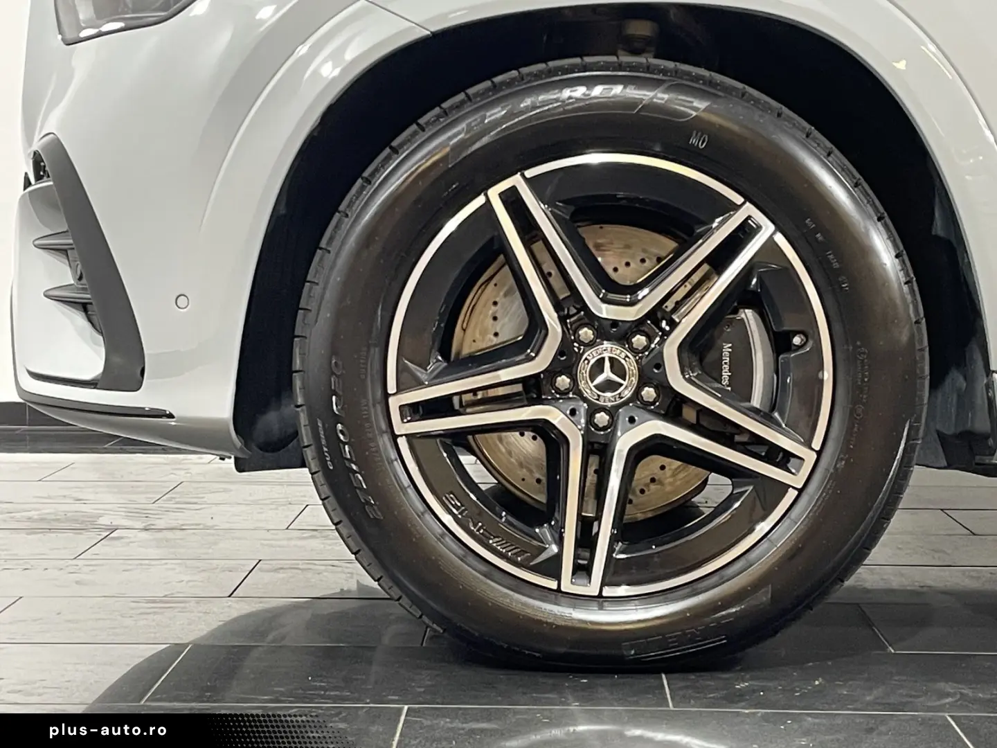 MERCEDES-BENZ GLE 300 d 4Matic