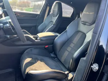 PORSCHE CAYENNE COUPE TURBO GT