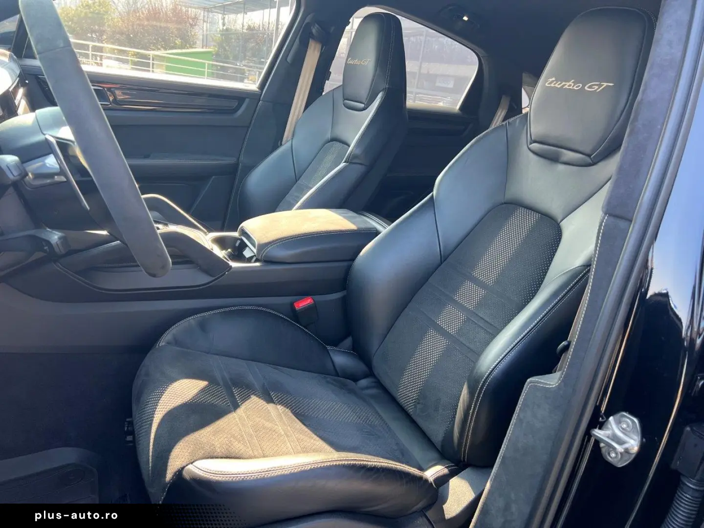 PORSCHE CAYENNE COUPE TURBO GT