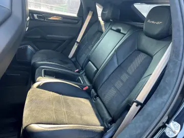 PORSCHE CAYENNE COUPE TURBO GT