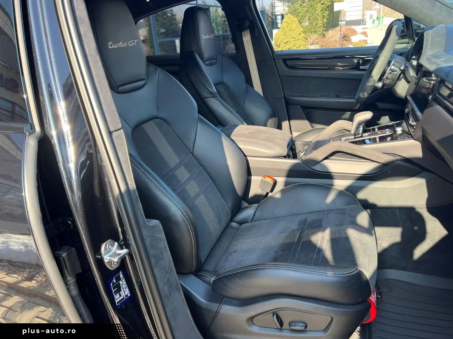 PORSCHE CAYENNE COUPE TURBO GT