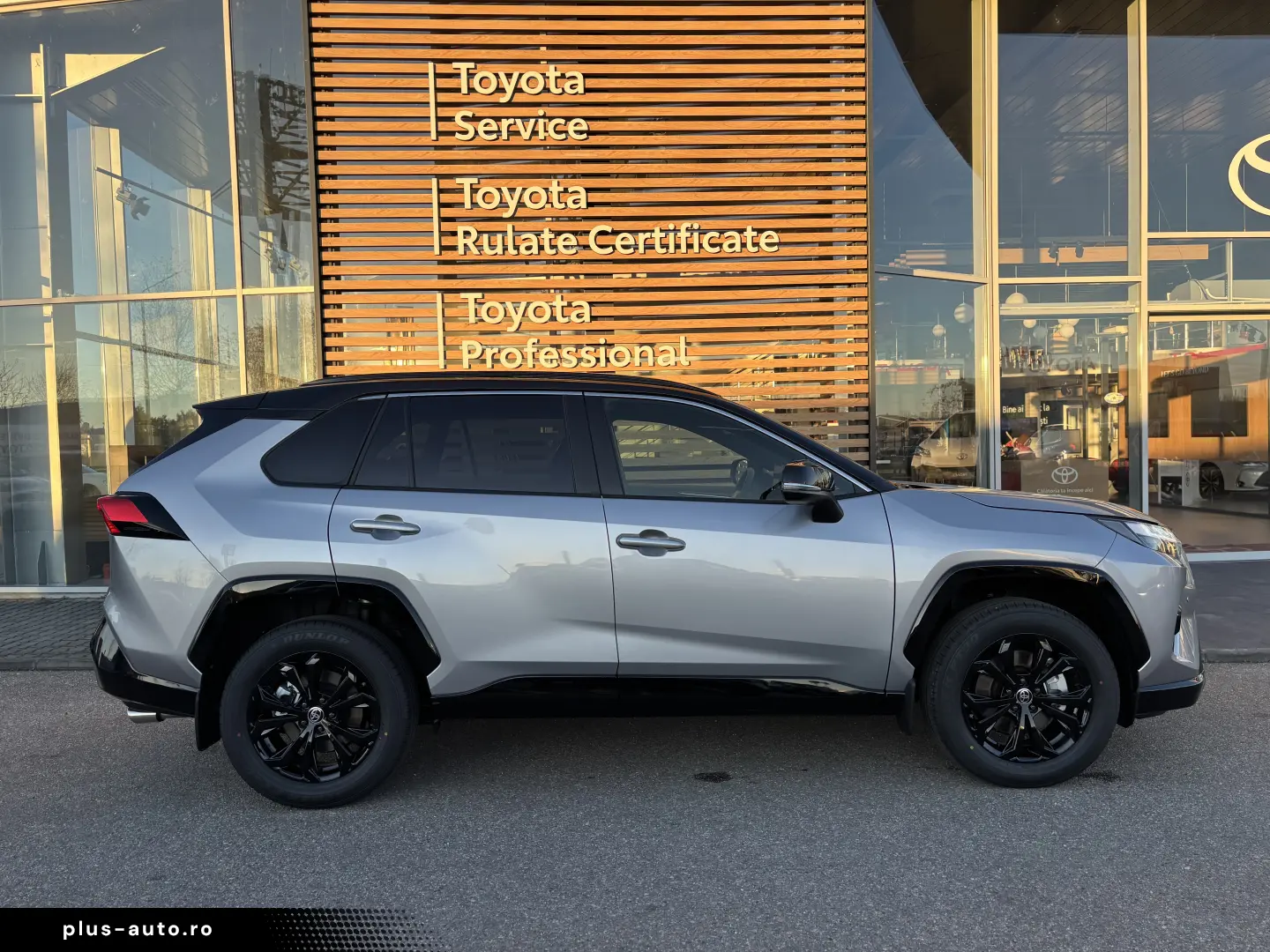 Toyota RAV4 2.5 VVT-iE 4x4 Exclusive Bi-Tone
