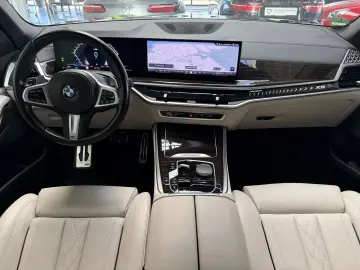 BMW X5 M-SPORT XD LEDER NAVI PANO LED KAMERA DAB R20