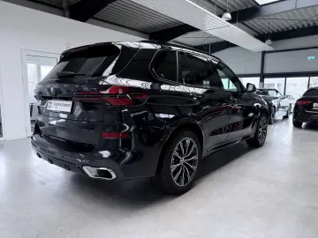 BMW X5 M-SPORT XD LEDER NAVI PANO LED KAMERA DAB R20