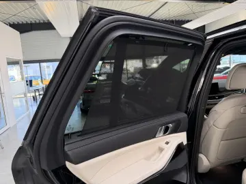 BMW X5 M-SPORT XD LEDER NAVI PANO LED KAMERA DAB R20