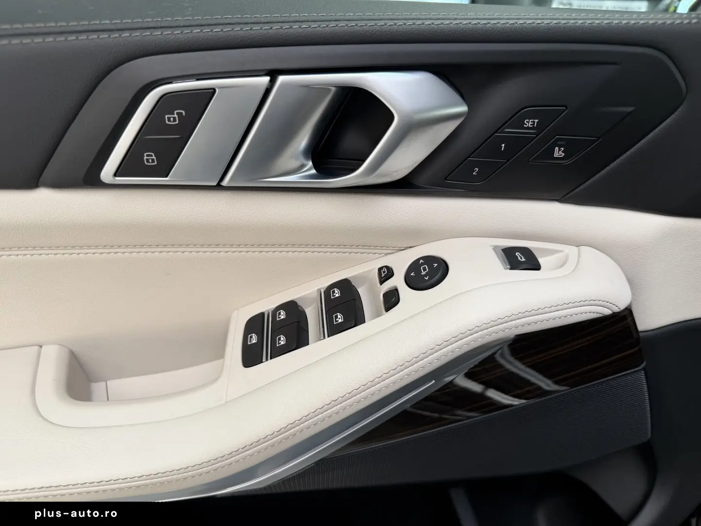 BMW X5 M-SPORT XD LEDER NAVI PANO LED KAMERA DAB R20