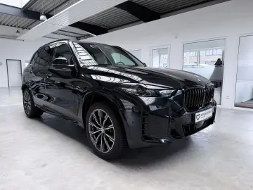 BMW X5 M-SPORT XD LEDER NAVI PANO LED KAMERA DAB R20