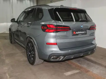 BMW X5 xDrive50e M Sport  LED Nav Pano Kamera SHZ