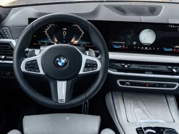 BMW X5 30d M SPORT.INDIVIDUAL.PANO.DR.ASS.LHZ.PR.ASS