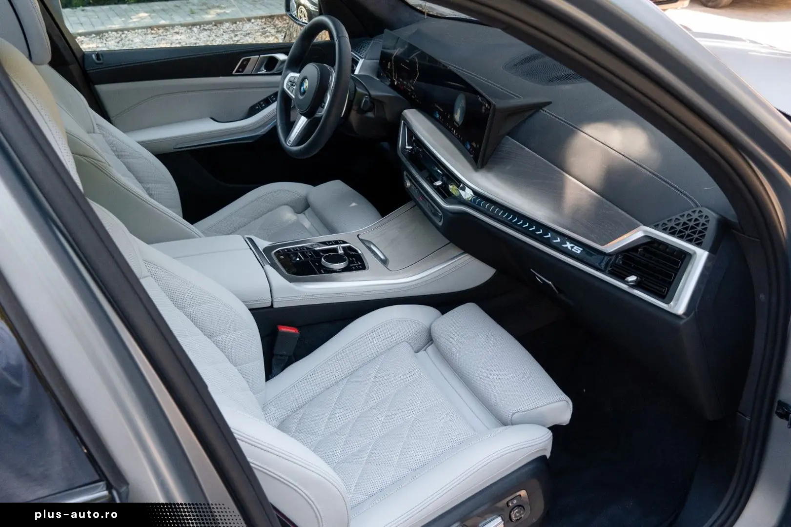 BMW X5 30d M SPORT.INDIVIDUAL.PANO.DR.ASS.LHZ.PR.ASS