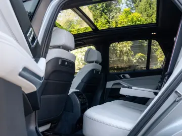 BMW X5 30d M SPORT.INDIVIDUAL.PANO.DR.ASS.LHZ.PR.ASS