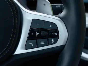 BMW X5 30d M SPORT.INDIVIDUAL.PANO.DR.ASS.LHZ.PR.ASS