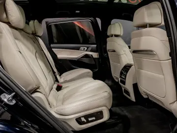 BMW X7 xDrive 40 i M Sport  Garantie