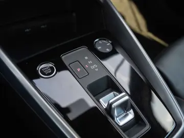 Audi A3 40 TFSIe Sportback S tronic advanced