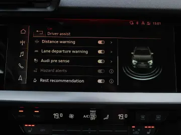 Audi A3 40 TFSIe Sportback S tronic advanced