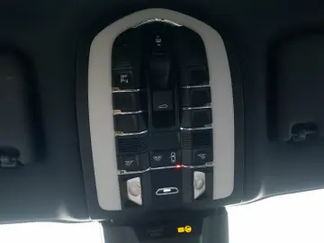 Porsche Macan 2.0 Turbo 245CP 4x4   Panorama   Camera   19