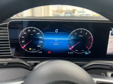 Mercedes-Benz GLS 450