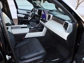 Toyota Tundra MAXIM CAPSTONE