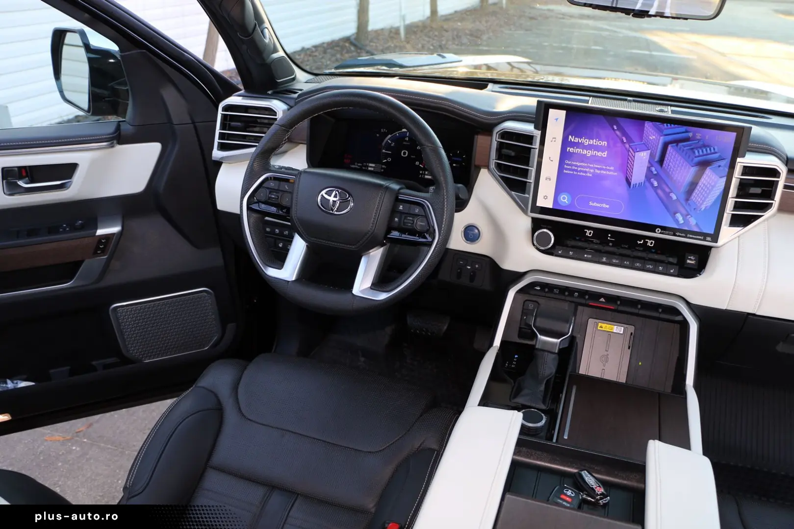 Toyota Tundra MAXIM CAPSTONE