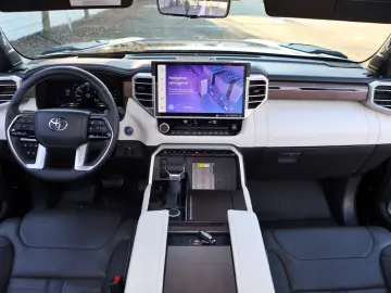 Toyota Tundra MAXIM CAPSTONE