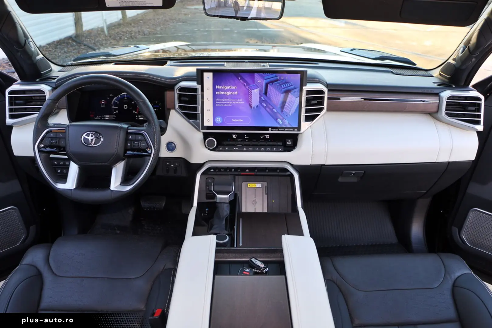 Toyota Tundra MAXIM CAPSTONE