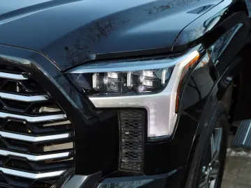 Toyota Tundra MAXIM CAPSTONE