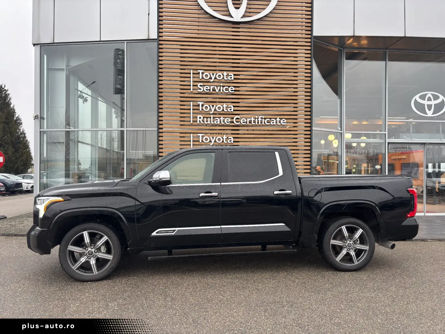 Toyota Tundra MAXIM CAPSTONE