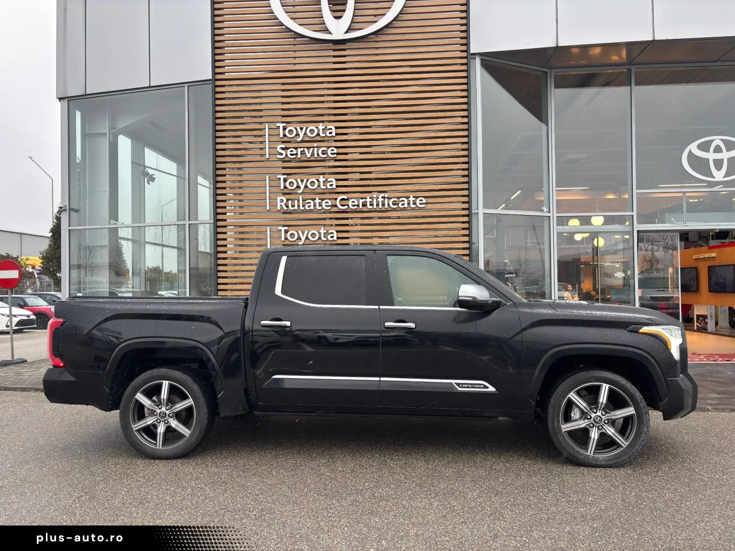 Toyota Tundra MAXIM CAPSTONE