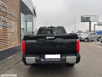 Toyota Tundra MAXIM CAPSTONE