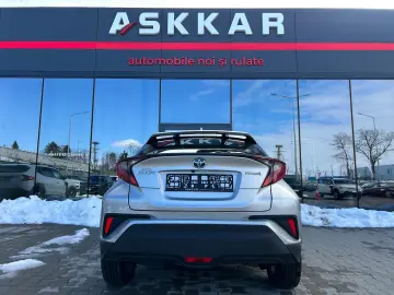 Toyota C-HR 1.8 HSD 122 CP 4x2 CVT Style 2023