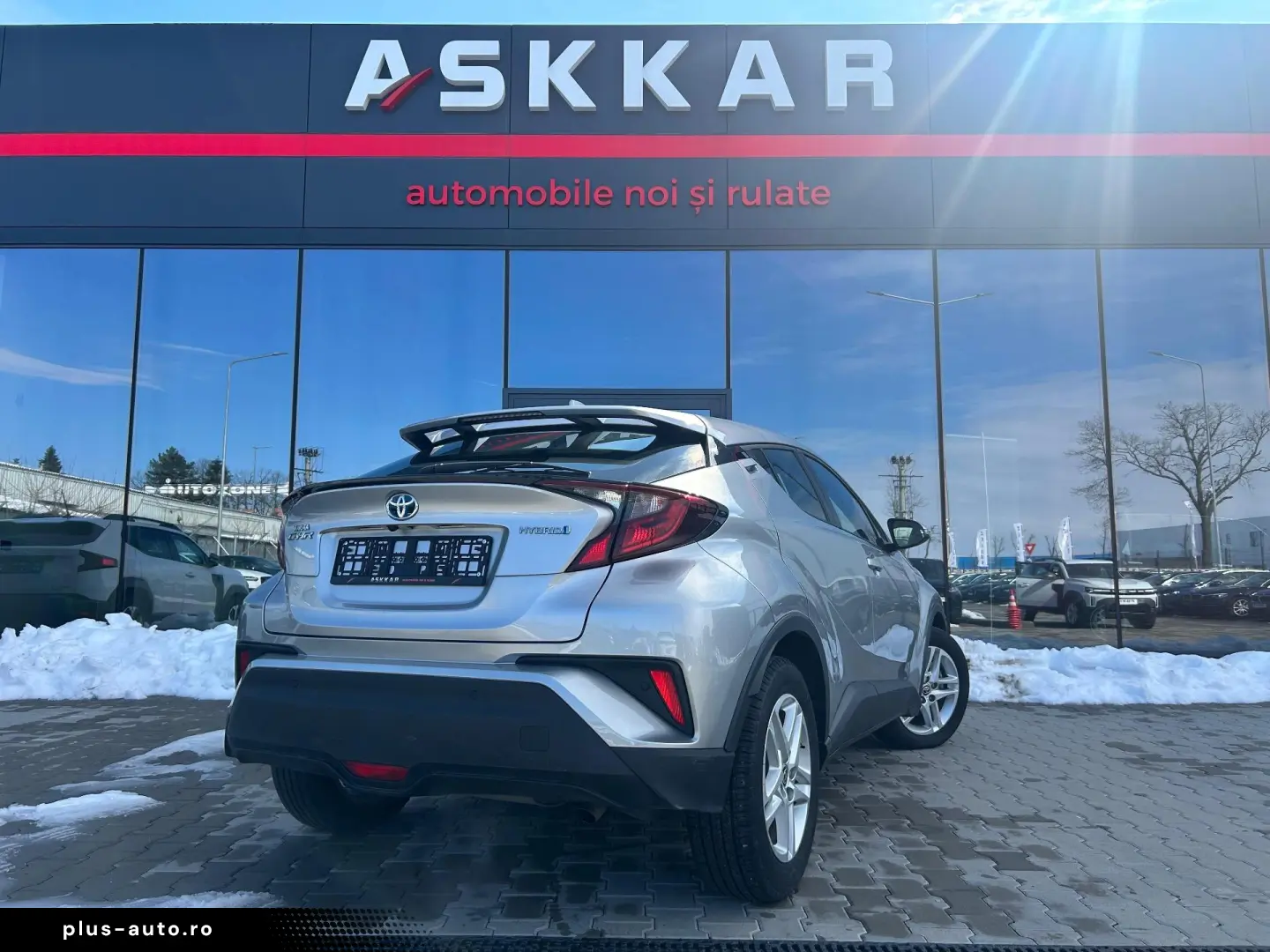 Toyota C-HR 1.8 HSD 122 CP 4x2 CVT Style 2023