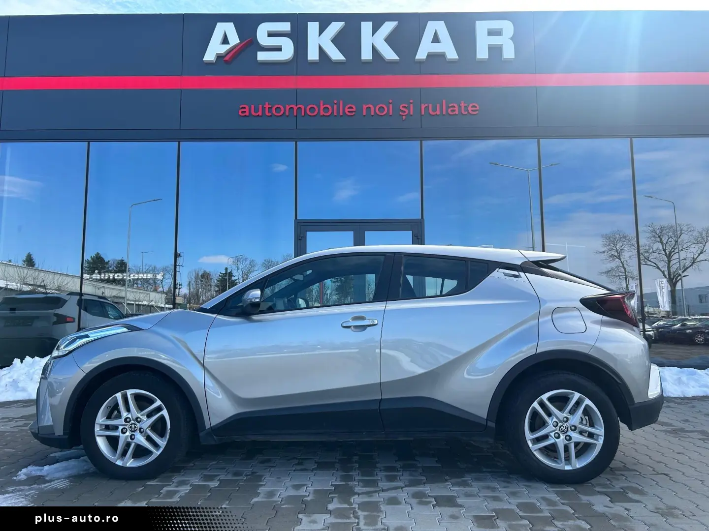 Toyota C-HR 1.8 HSD 122 CP 4x2 CVT Style 2023