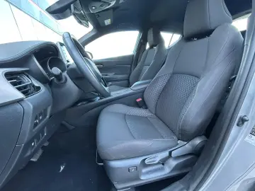 Toyota C-HR 1.8 HSD 122 CP 4x2 CVT Style 2023