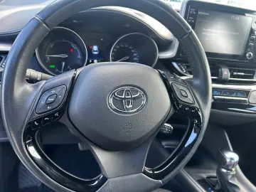 Toyota C-HR 1.8 HSD 122 CP 4x2 CVT Style 2023