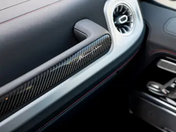 Mercedes-Benz G63 AMG MY25  NIGHT  ACTIVE RIDE