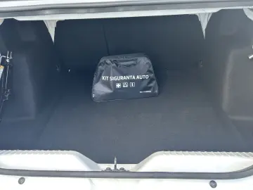 Dacia  Logan 1.0   90 Cp  Tm6 Comfort 2021  Benzina