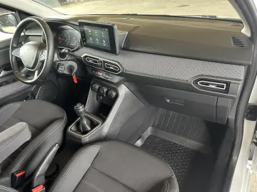 Dacia  Logan 1.0   90 Cp  G P L 2023