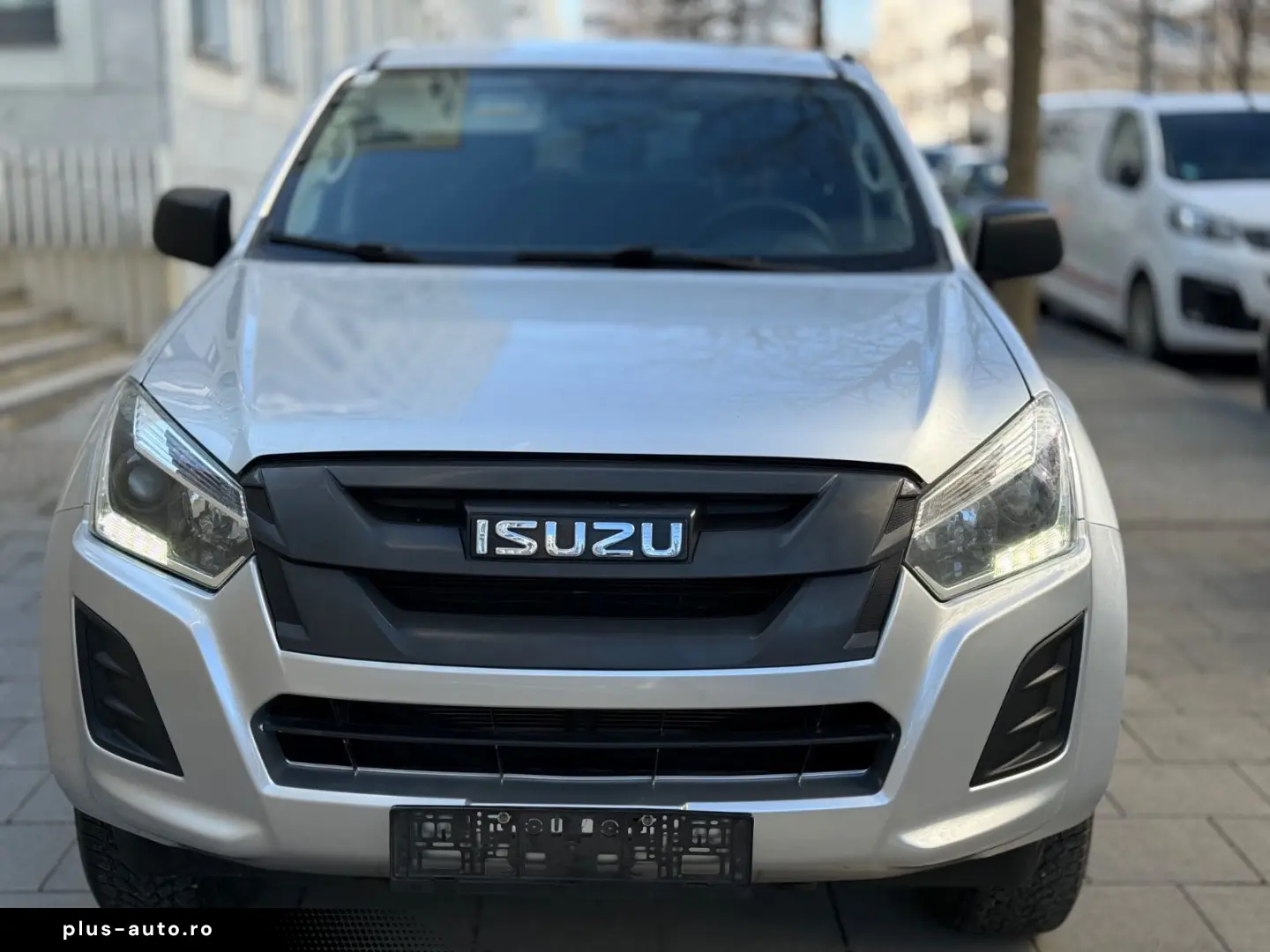 ISUZU D-Max Double Cab 4WD Basis