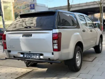 ISUZU D-Max Double Cab 4WD Basis