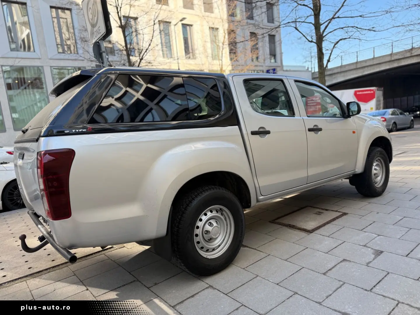 ISUZU D-Max Double Cab 4WD Basis