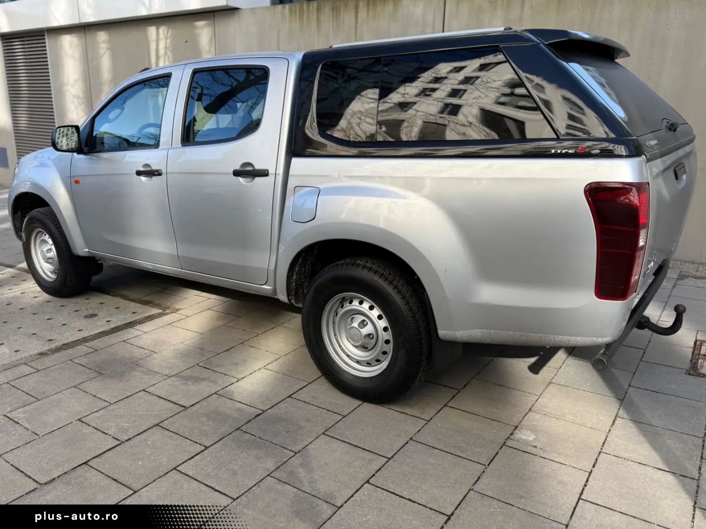 ISUZU D-Max Double Cab 4WD Basis