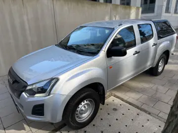 ISUZU D-Max Double Cab 4WD Basis