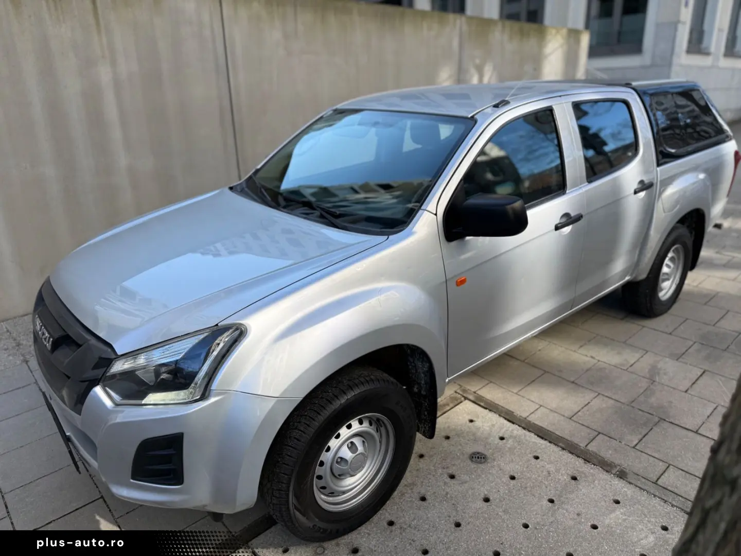 ISUZU D-Max Double Cab 4WD Basis