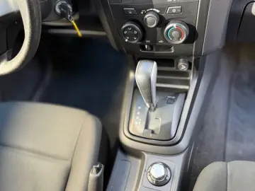 ISUZU D-Max Double Cab 4WD Basis