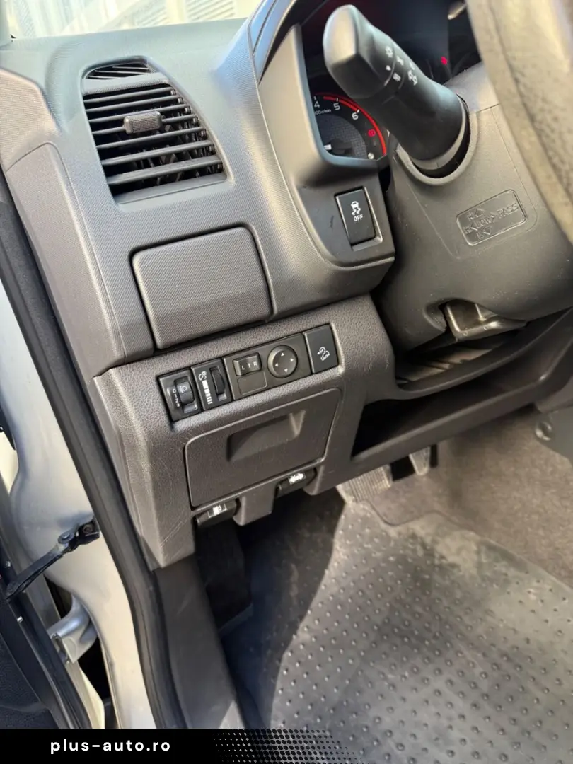 ISUZU D-Max Double Cab 4WD Basis